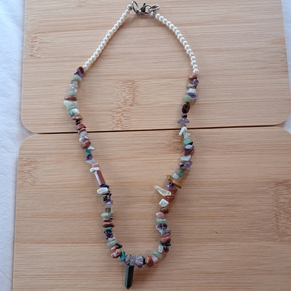Multicolor Gemstone and Pearl Necklace - Picture 6 of 8